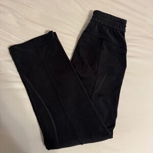 Lululemon Navy Blue Softstreme High-Rise Pant Cropped